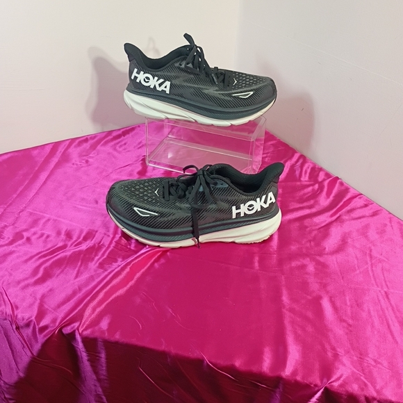 Hoka One One Women Clifton 9 1132211 BWHT Black Running Shoes Size 7.5 D - Picture 9 of 9